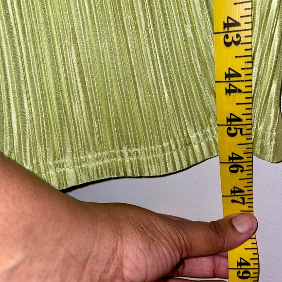 High Waisted Wide Legged Pants - Picture 6 of 7